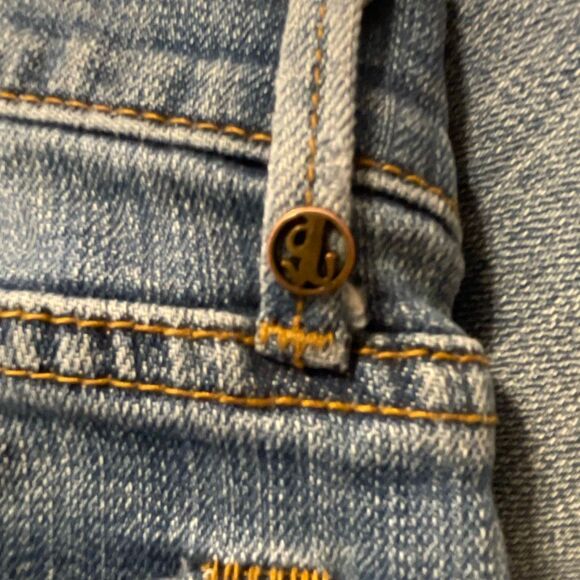 Vintage Driftwood Audrey Women’s S/L Jeans - Picture 6 of 9